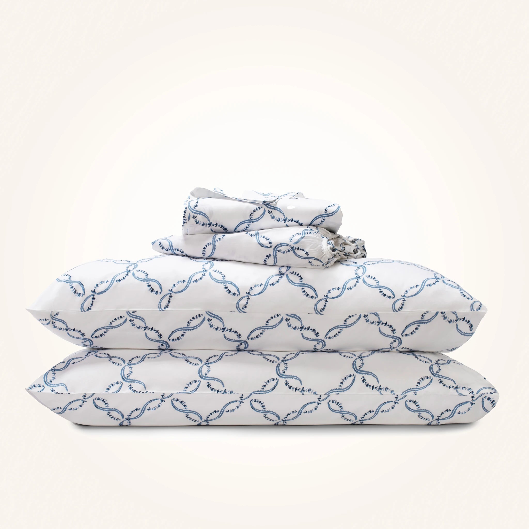 Fitted Sheets with Reinforced Corners for Long - Lasting UseFloral Lattice Sheet Set