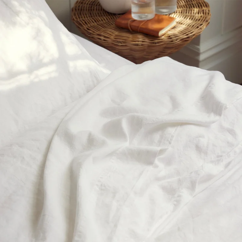 Jersey - Knit Sheets for a Comfortable and Casual BedWhite Linen Blend Flat Sheet