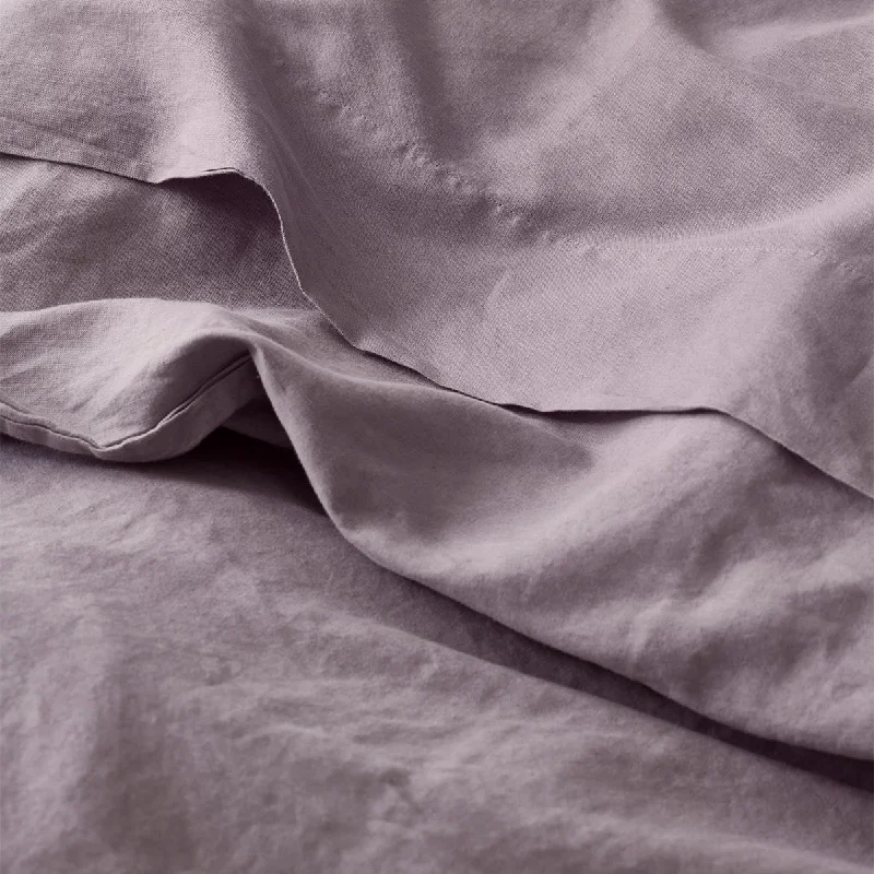 Linen - Cotton Blend Sheets for a Natural and Versatile OptionElderberry Linen Blend Flat Sheet