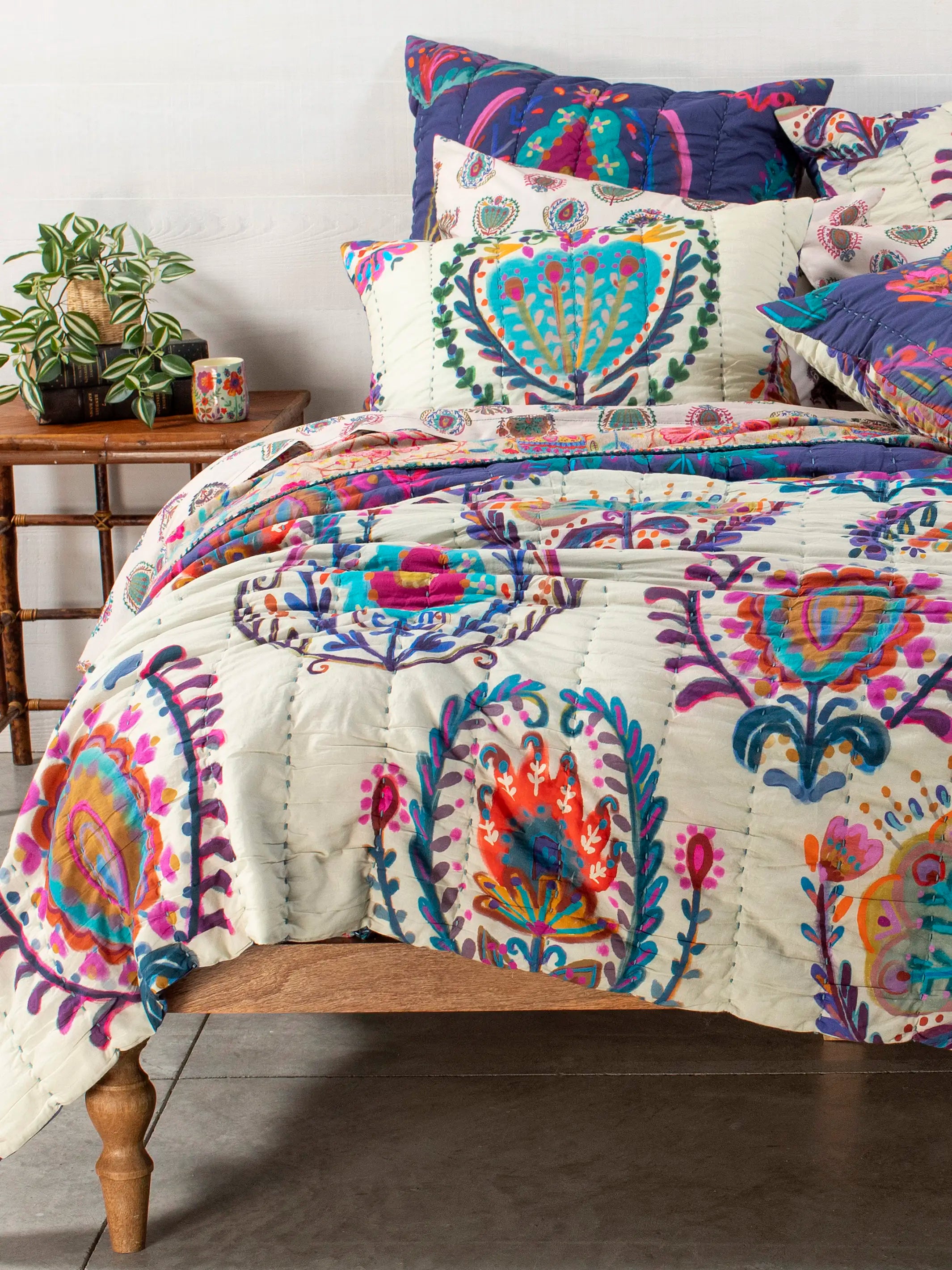 Flannel duvet covers for warmth in cold weatherBungalow Reversible Cotton Quilt - Folklore