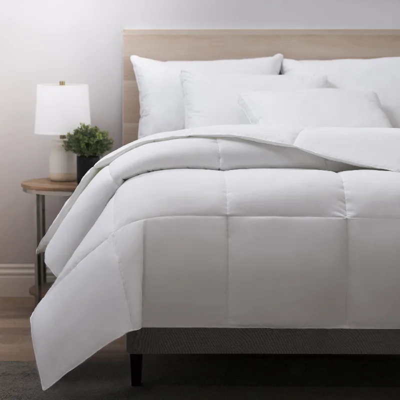 King - size comforters to fit large king - sized beds perfectlyClassic Peachy Down Alternative Twin Comforter