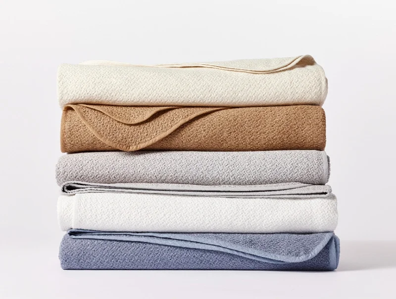 Synthetic fiber blend blankets for a budget - friendly choiceHoneycomb Organic Blanket