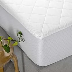 Hybrid mattresses combining foam and innerspring technologyCotton Quilted Mattress Protector