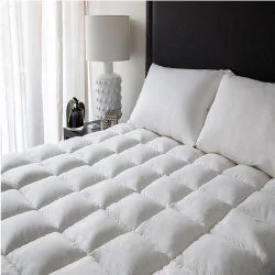 Queen - size mattresses for couples and standard bedroomsDeluxe High Loft Mattress Topper 1000GSM