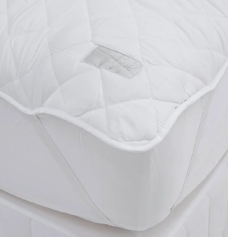 Queen - size mattresses for couples and standard bedroomsGuest Fresh Strapped Mattress Protector