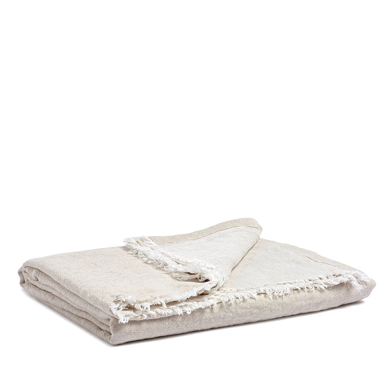 Cotton blankets for breathability and a lightweight feelLinen throw sea shell