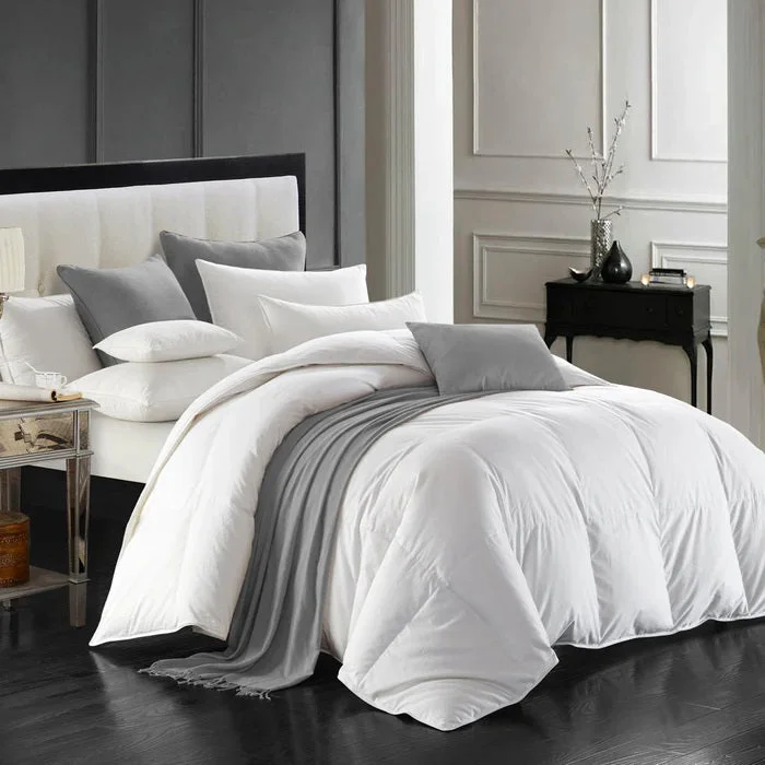 Ombre - colored duvet covers with a gradient effect for a trendy and unique styleMaple Leaf Duvet-700+ Loft Canadian White Goose Down