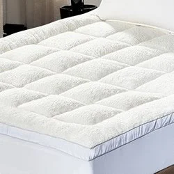 King - size mattresses for spacious master bedroomsMattress Topper Microsherpa 1600gsm