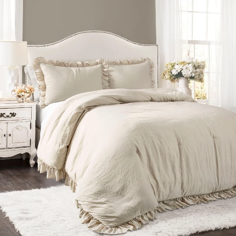 Full - size comforters suitable for full - sized beds in guest rooms or small bedroomsReyna Comforter Wheat 3Pc Set Cal King