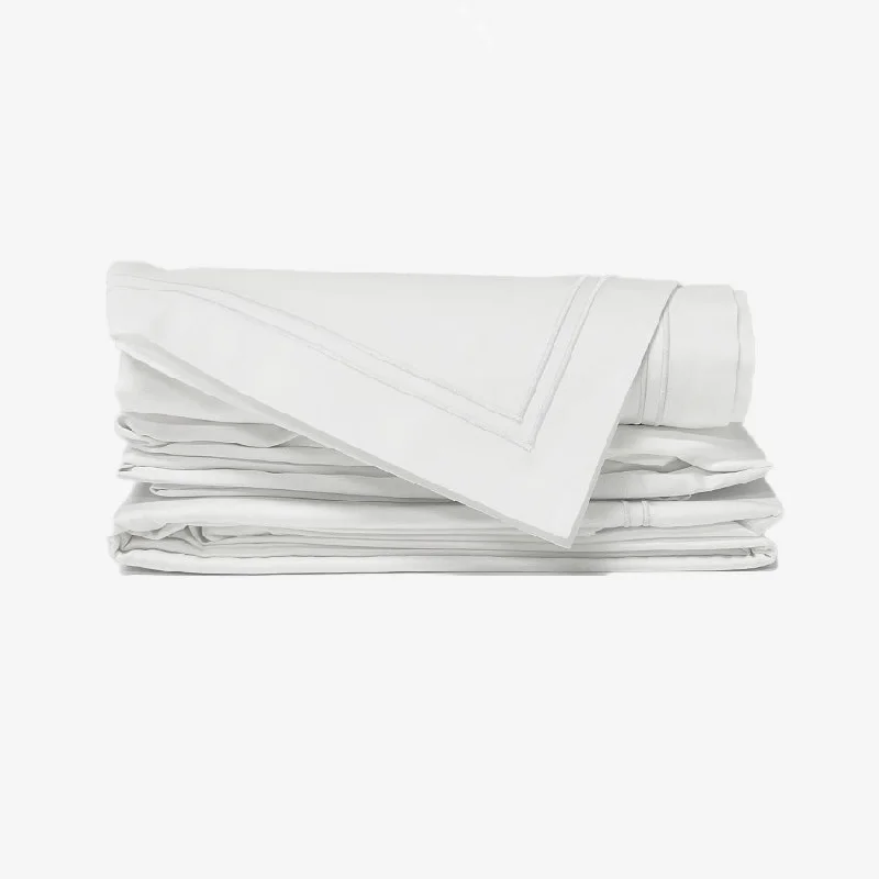 Hypoallergenic duvet covers for allergy - prone individualsSera Fina by Maison Lipari | Sur Le Nil Giza Duvet Cover Set