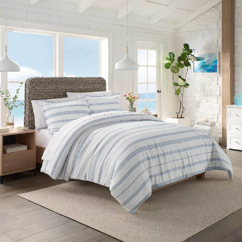 Silk - filled comforters for a luxurious and smooth touchSouthern Tide Florence Comforter Set