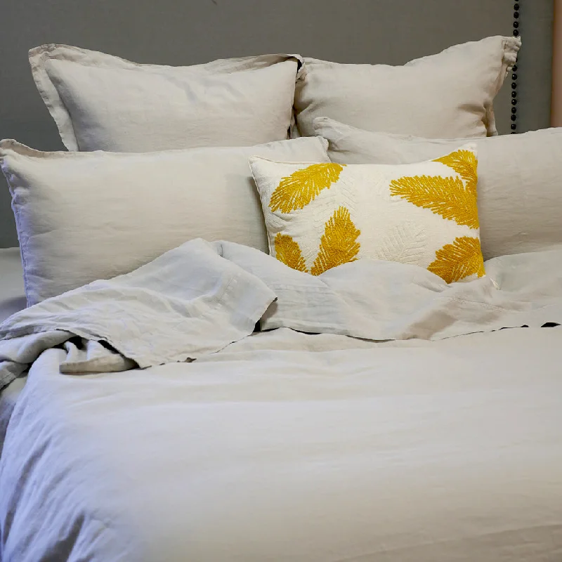 Duvet covers to pair with down comforters for maximum warmthVIDA STONEWASHED LINEN DOVE DUVETS & PILLOWCASES